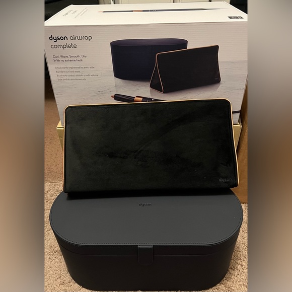 Preloved Dyson Airwrap Complete Limited Edition - Picture 4 of 4